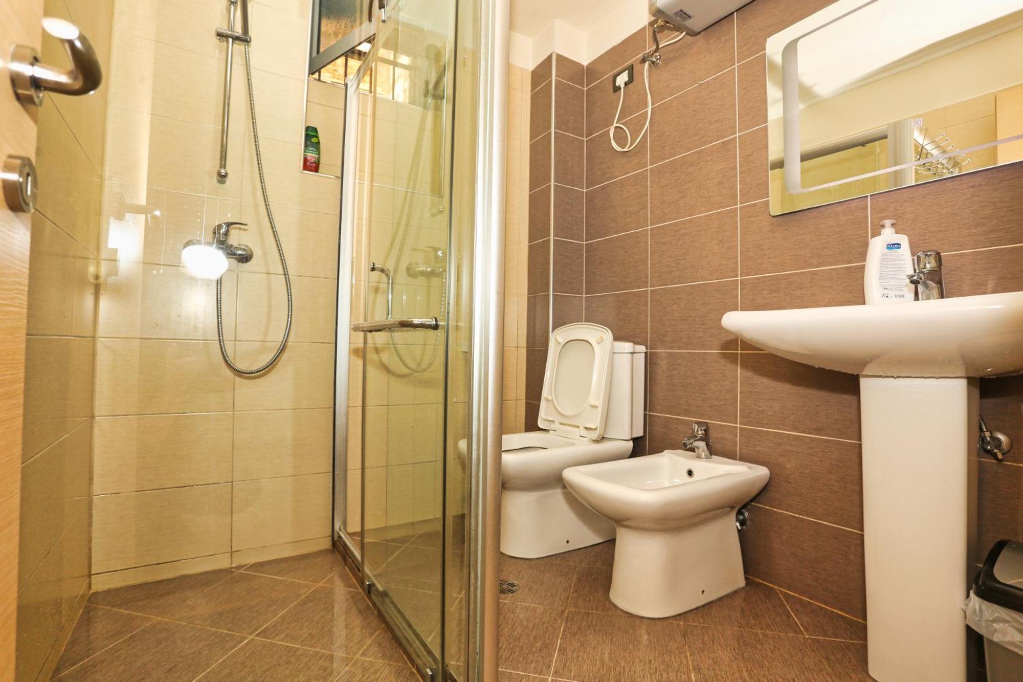 R&B City Center Apartment 地拉那 外观 照片